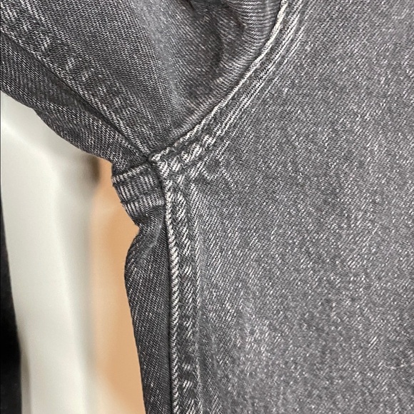 Abercrombie & Fitch | Women’s Black Washed Mid Rise Slouchy Jeans Size 30 - Picture 4 of 7